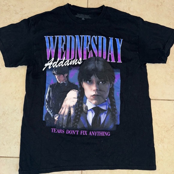 Wednesday Addams * Tears Don’t Fix Anything * T Shirt Dark  Size L  Goth - Picture 2 of 4